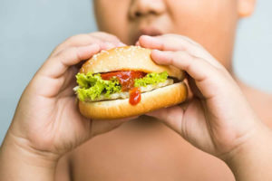 OBESIDADE INFANTIL VEJA COMO O PLANO DE SAÚDE PODE AJUDAR!